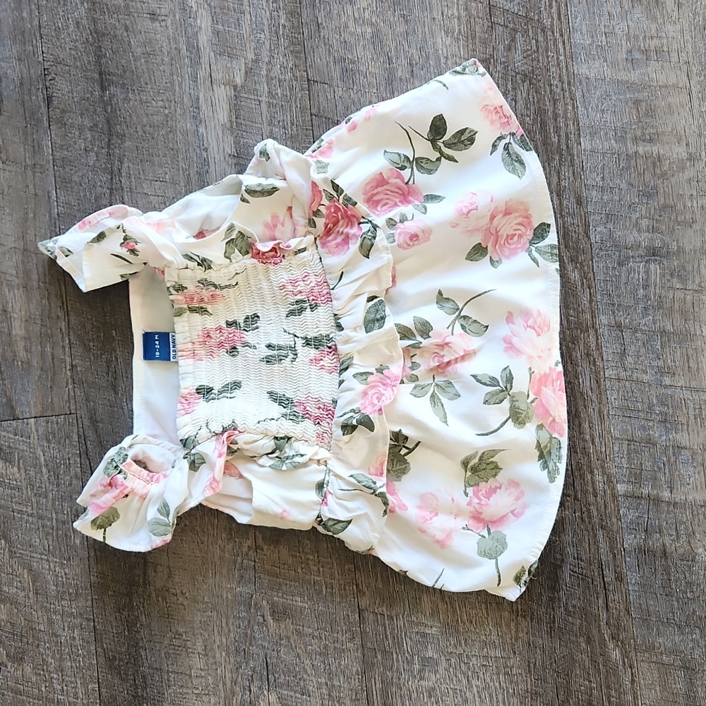 Old Navy Rose Set - Picture 3 of 4